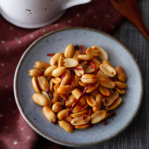 黄飞红花生麻辣花生210g/袋 开袋即食坚果炒货下酒菜 商品图2