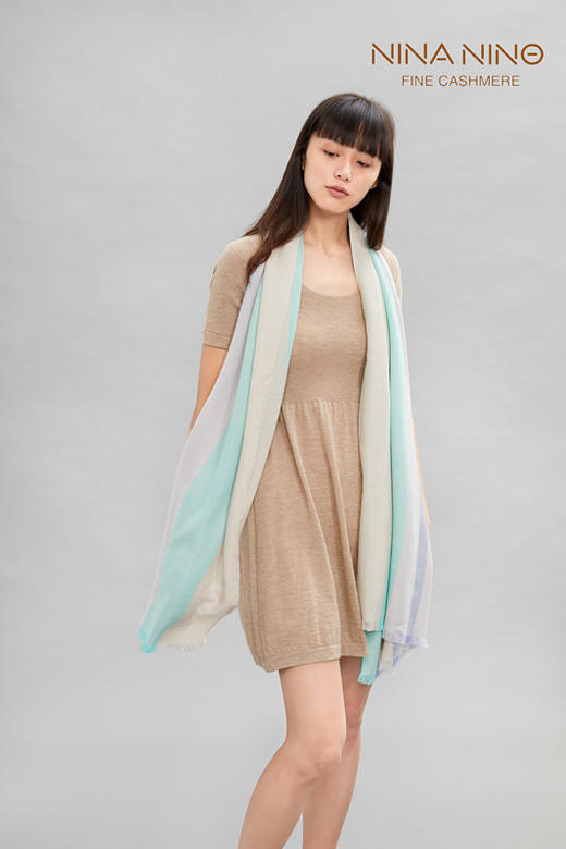 精纺色织彩条围巾披肩 豆沙蓝绿 商品图0