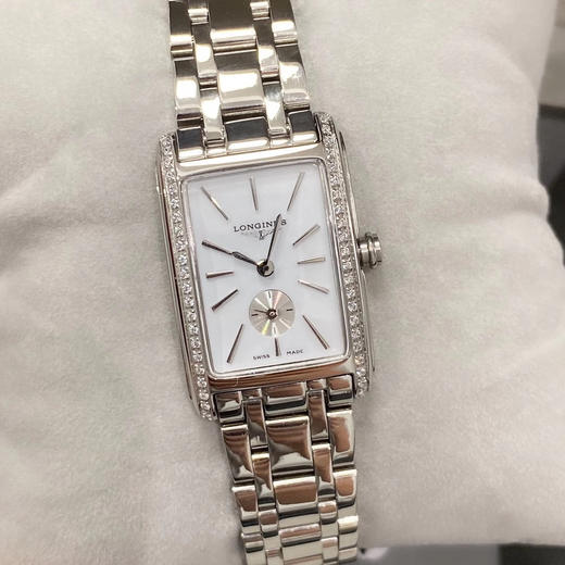 浪琴-Longines 全新黛绰维纳系列 精致两针半女士腕表  高端配置 搭配精准进口石英机芯   拱形双卜蓝宝石玻璃 316L精钢表带 
钻圈➕50 商品图2