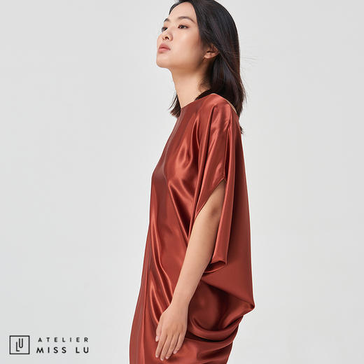 【丝缎霓裳】红铜色丝缎质感立裁不规则连衣裙 商品图1