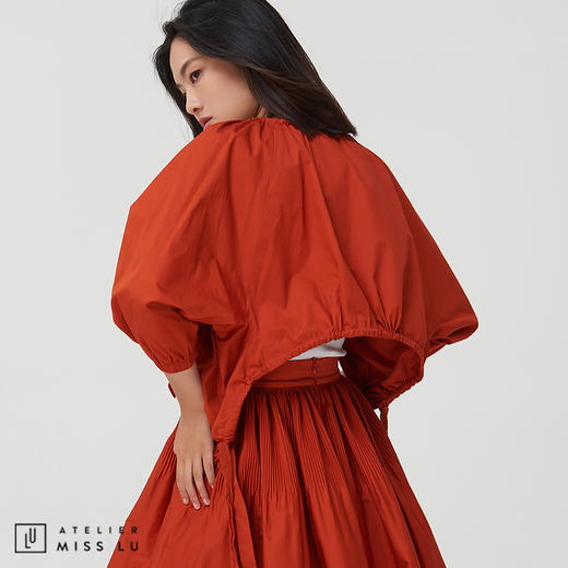 【鬼马女孩】枫叶橘褶皱抽绳短款上衣外套 商品图2