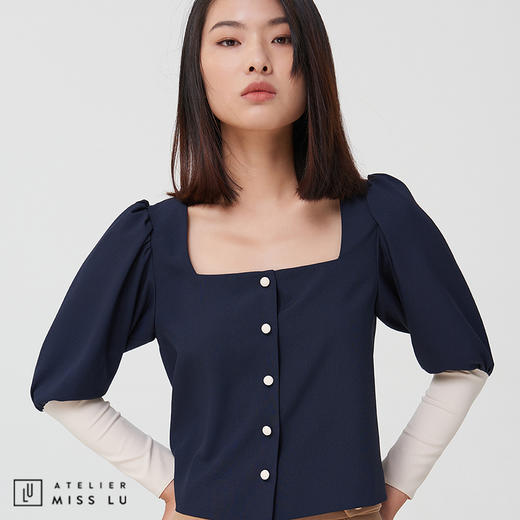 AtelierMissLu-【我最好看】
拼色方领短款上衣 商品图0