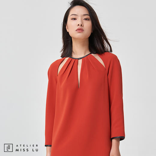 【有点皮气】深枫红镂空拼皮直身连衣裙 商品图0