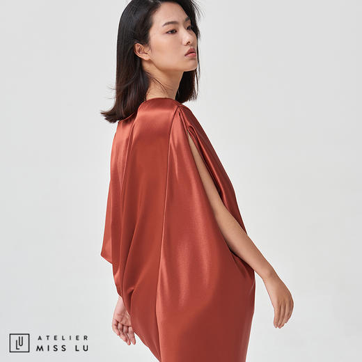 【丝缎霓裳】红铜色丝缎质感立裁不规则连衣裙 商品图2