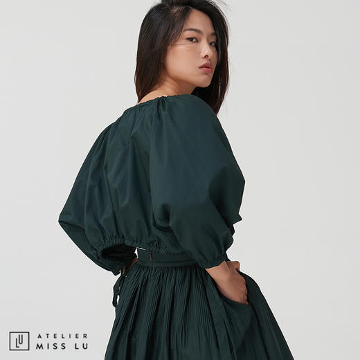 【鬼马女孩】深墨绿褶皱抽绳短款上衣外套 商品图1