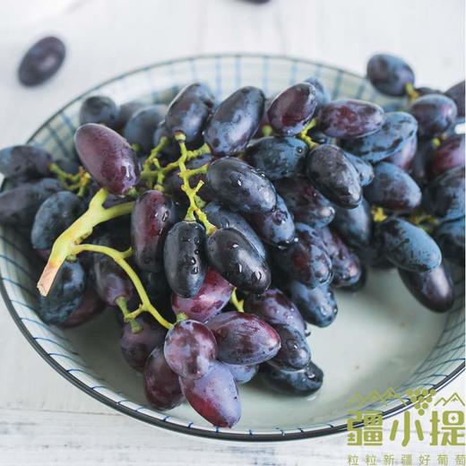 新疆黑美人葡萄4斤/件 新疆哈密产区 清甜无籽葡萄 新疆葡萄美食 商品图3