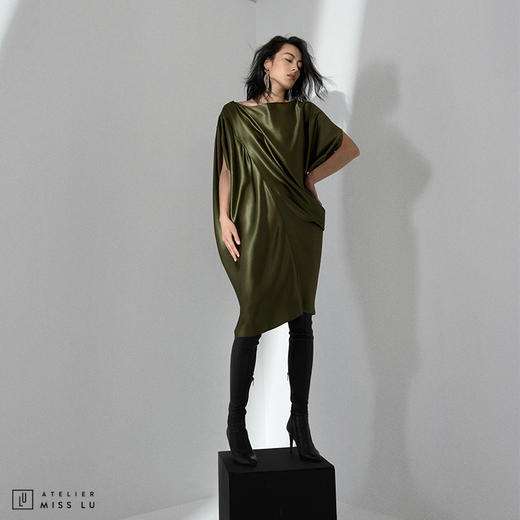 【丝缎霓裳】月光绿丝缎质感立裁不规则连衣裙 商品图1