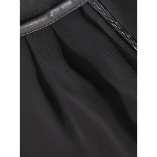 【有点皮气】镂空拼皮设计感修身小黑裙 商品图4