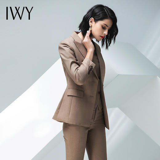 IWY/卡其职业女裤套装经理服短西装休闲时尚女款OL干练女人味CPM10306 商品图5