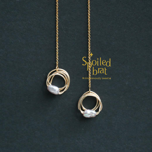 spoiledbrat jewelry异形珍珠耳线 商品图0