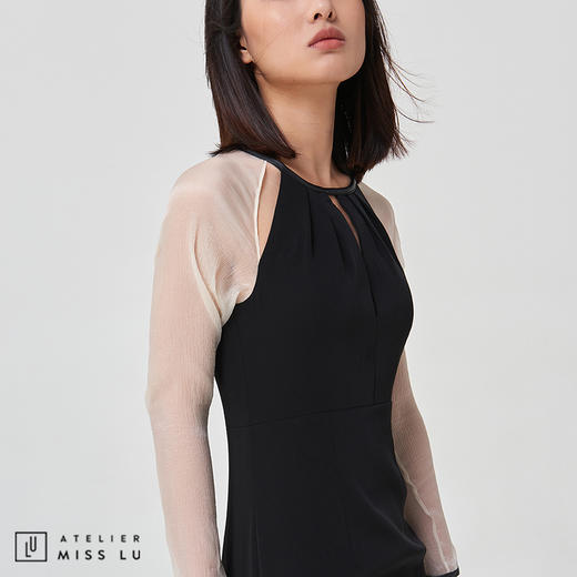 【有点皮气】黑白拼色镂空拼皮修身连衣裙 商品图2