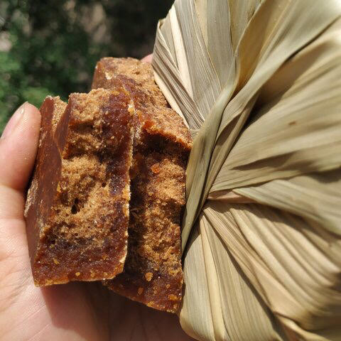 云南彝家手工叶子红糖 甘蔗清香，保留甘蔗营养。凝结如石，破之如沙，进嘴如沙散 商品图3