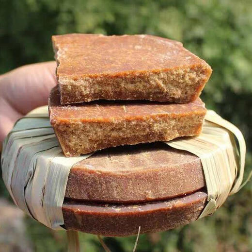 云南彝家手工叶子红糖 甘蔗清香，保留甘蔗营养。凝结如石，破之如沙，进嘴如沙散 商品图0