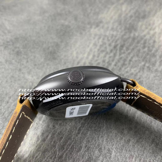 VS沛na海V2升级版pam00505/PAM505。45mm直径，原版p.9000机械自动机芯。原装陶瓷壳，蓝宝石晶哦，男士手表，皮表带，透底 商品图12