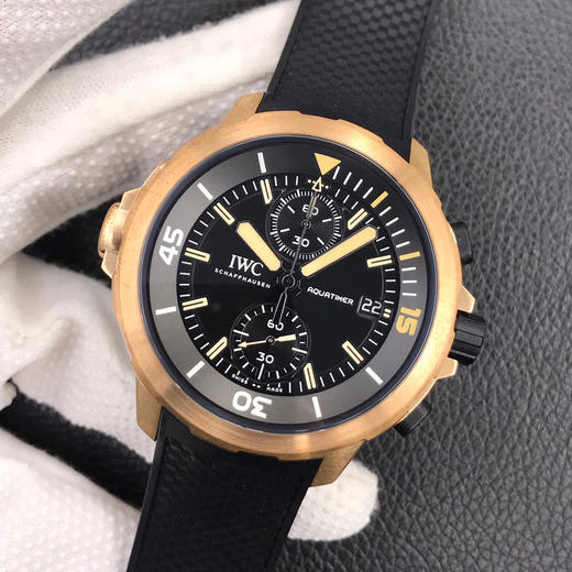 V6万国海洋时计系列鲨鱼青铜之旅“达尔文探险之旅”特别版44MM--青铜合金表壳 商品图4