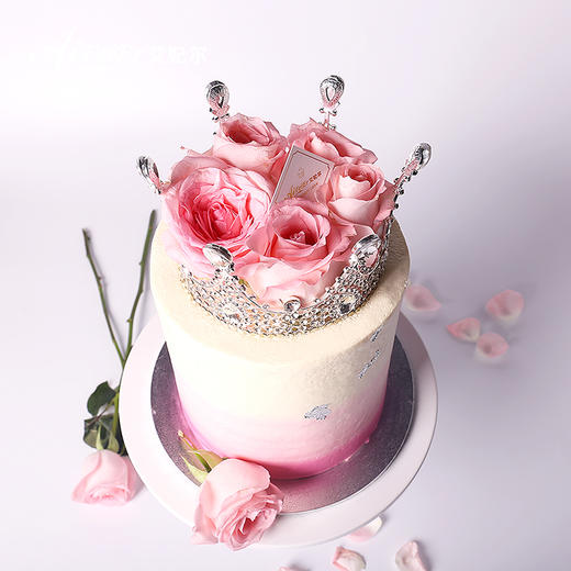 皇冠鲜花生日蛋糕情人节公主妈妈女神款女生深圳同城配送