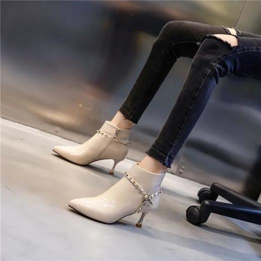 ML-9312 时尚百搭侧拉链尖头细跟高跟短靴 商品图2