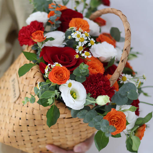 【女神】生日鲜花玫瑰花篮礼花送女生朋友爱人闺蜜领导长辈探望花店鲜花送货上门 商品图6