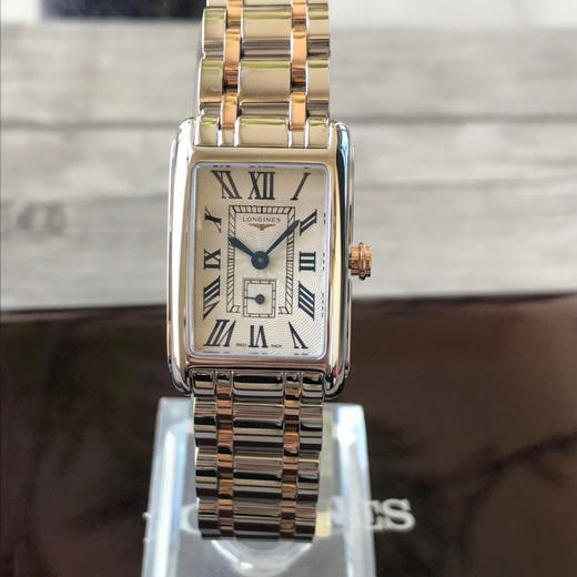 林志玲同款！浪琴表黛绰维纳20.80 X 32.00mm 石英女士腕表！正品机芯L178石英机芯！拥有低电量提醒功能！ 商品图0