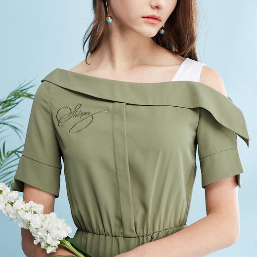 欧芮儿 新款收腰显瘦短袖不规则露肩连衣裙女中长款绿色裙子 商品图3