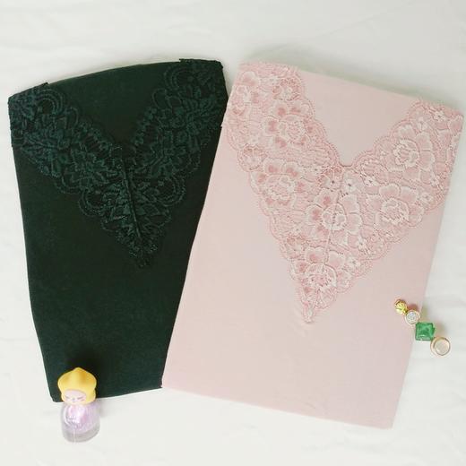 T023A女生蕾丝V领套装 商品图3