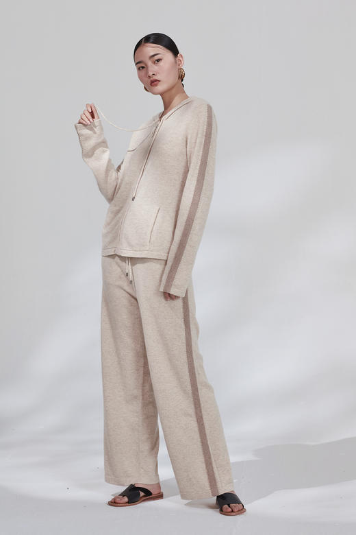 疗愈羊绒| 撞织带休闲连帽衫 SJF18W101N 商品图5