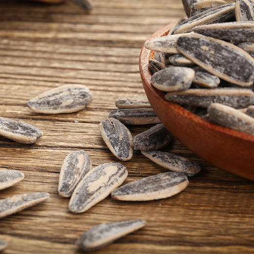 洽洽海盐味葵花籽500g 商品图2