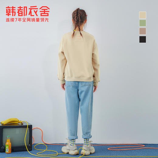 韩都衣舍2021春季新款印花宽松圆领加绒卫衣女OU13547 商品图1