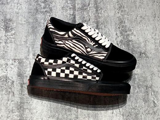 Vans Old Skool COMFYCUSH 棋盘格虎纹鸳鸯拼接全黑帆布鞋 官网新款2020秋季小黑鞋 商品图0
