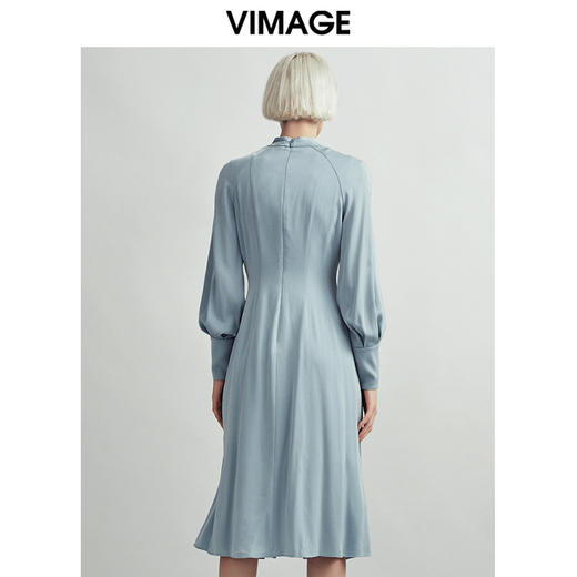 VIMAGE纬漫纪秋款时尚舒适修身显瘦纯色百搭A摆连衣裙女V1407019 商品图5
