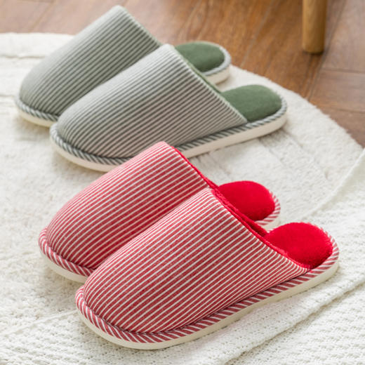 老米优品 / 怕冷星人们，一定要给全家都买起来！《颜值和实用性均在线的保暖拖鞋》来啦！拍2送价值29元敲暖雪地袜❤ 柔软，防滑，任意折叠不变形！男款女款。 商品图9