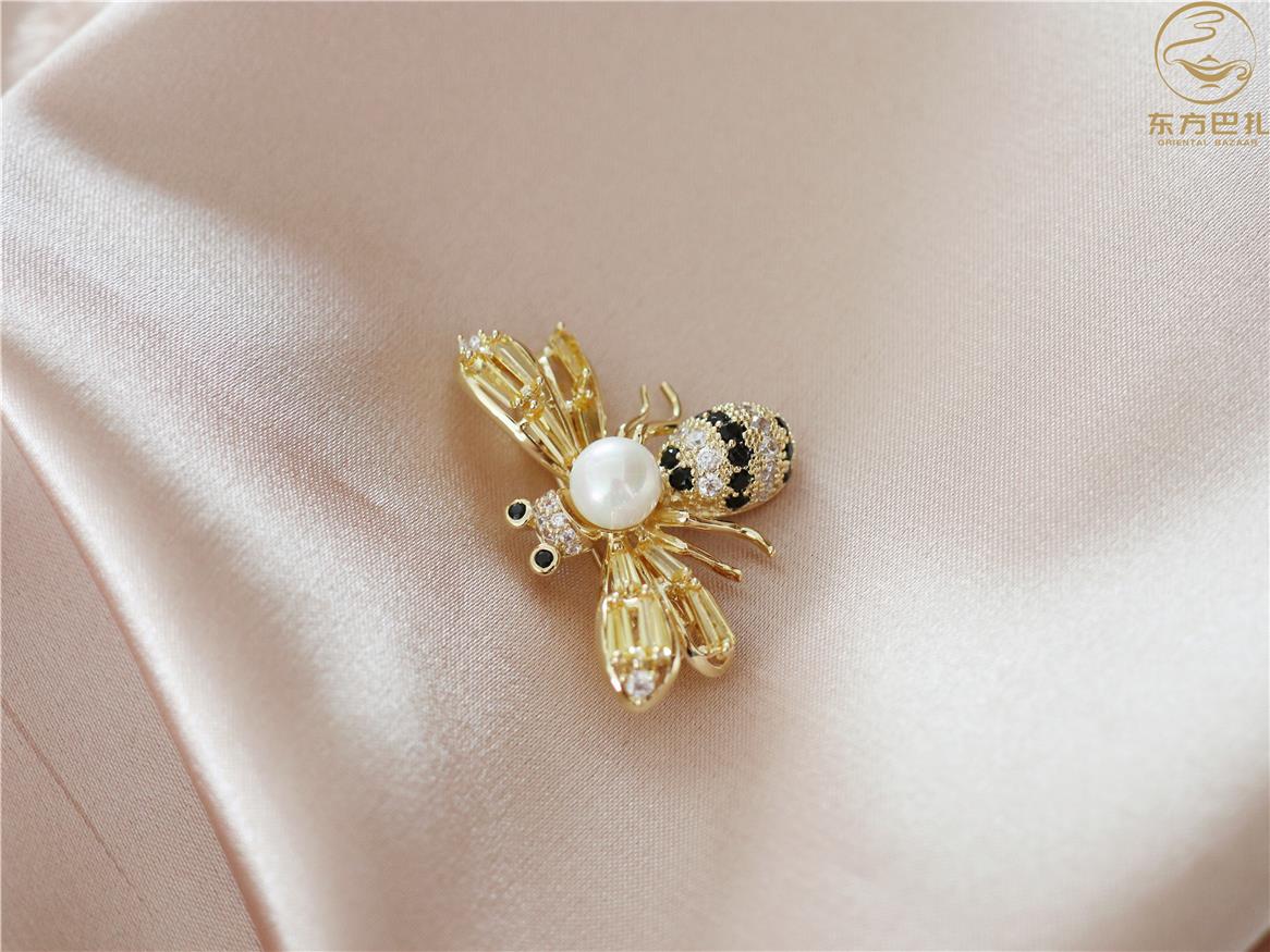 招财小蜜蜂李木晓东方巴扎精选胸针闪亮锆石贝壳珍珠可爱小蜜蜂