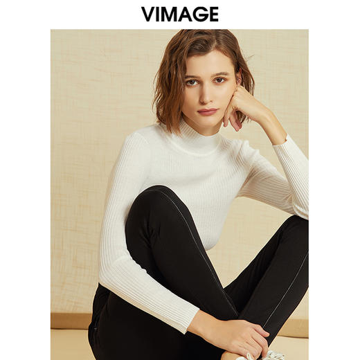 VIMAGE纬漫纪春季新款简约百搭基础款纯色半高领针织打底衫女V1201804 商品图1