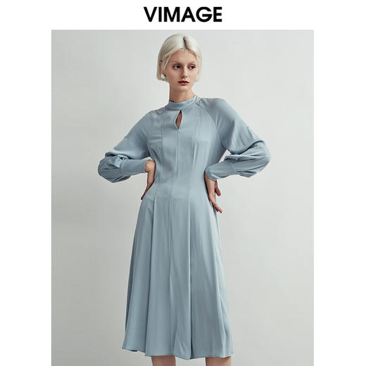 VIMAGE纬漫纪秋款时尚舒适修身显瘦纯色百搭A摆连衣裙女V1407019 商品图2