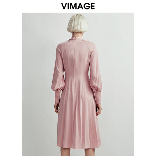 VIMAGE纬漫纪秋款时尚舒适修身显瘦纯色百搭A摆连衣裙女V1407019 商品图8