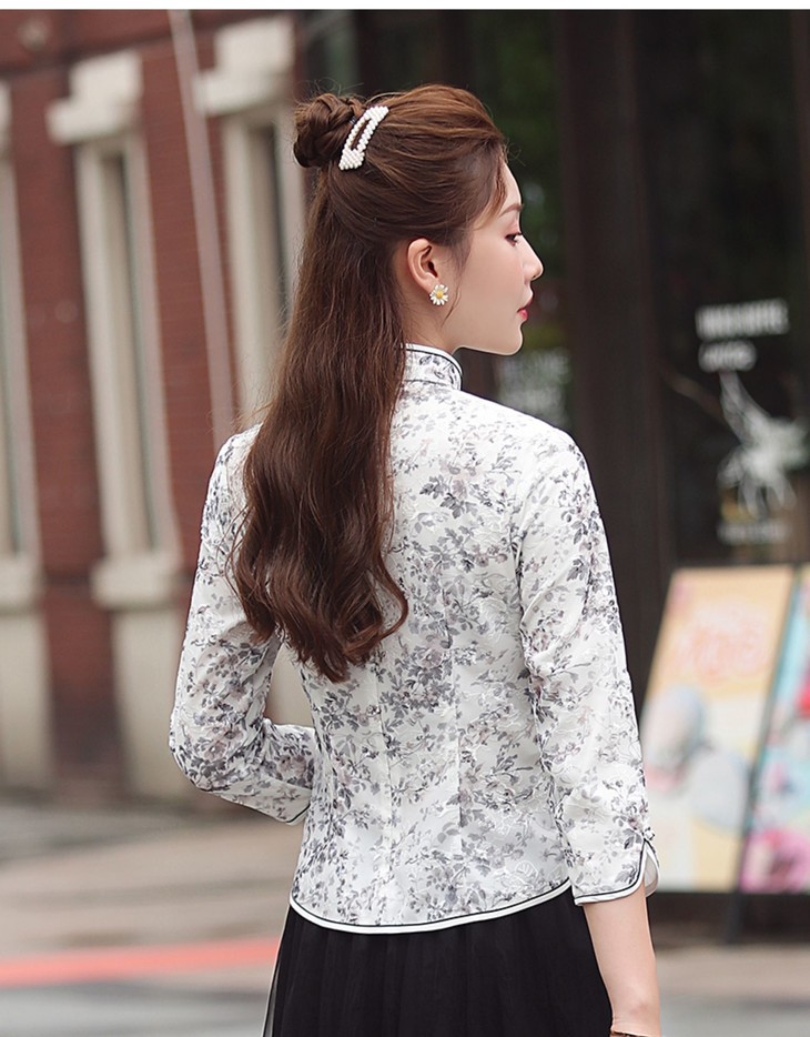 烁华2021秋季新款改良女蕾丝古典印花日常短款唐装旗袍上衣xgt2337