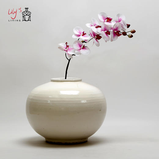 白釉花瓶 White ceramic vase round 商品图0