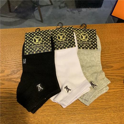 礼盒装一盒5双lv情侣款纯棉袜子吸汗透气柔软舒适