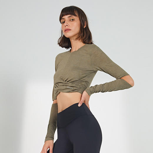 TITITKAACTIVE|瑜伽服运动健身上衣女瑜伽长袖T恤090T10690 商品图1