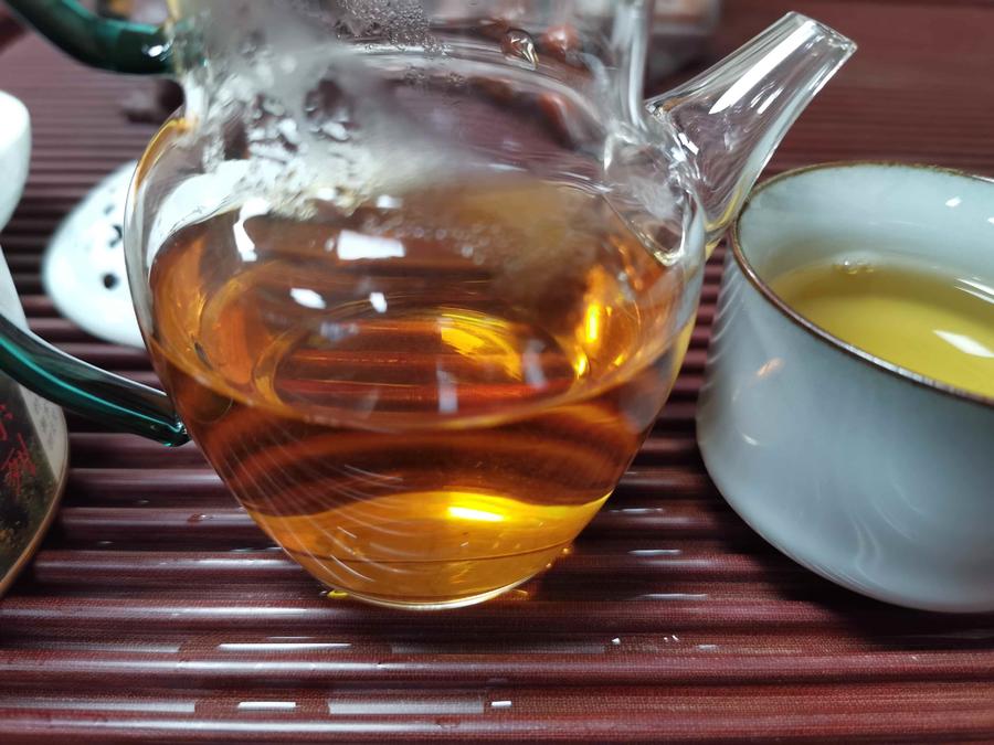 炎陵高山红茶一对200克送手提袋,来自炎陵高山不使用任何农药和化肥的