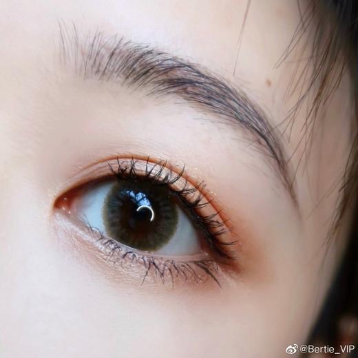 Decorative Eyes 黛珞芙 「奇妙物语」鹦鹉绿 日抛 14.1 10片 含硅水凝胶日抛无售后 商品图6