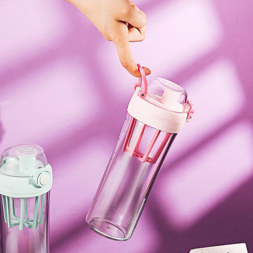 现货  杯具熊儿童水杯摇摇杯男女小学生成人健身运动直饮随手杯防摔可爱便携水壶 商品图6