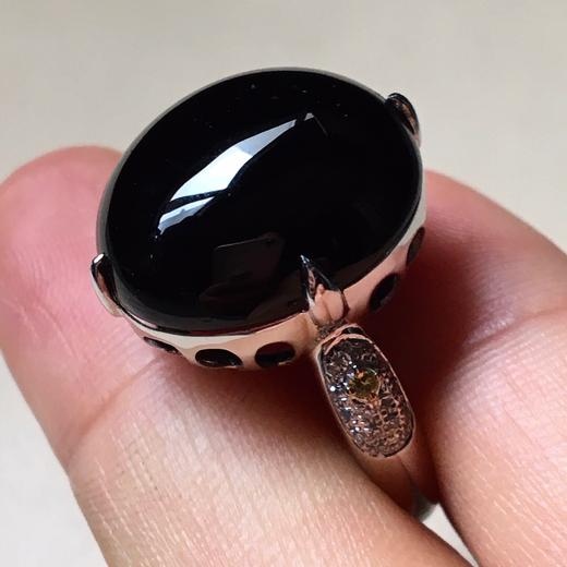 墨翠戒指翡翠墨翠戒指饱满水润无裂打灯通透碧绿裸石尺寸1681528mm