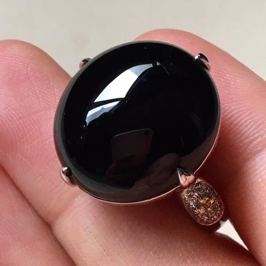 墨翠戒指翡翠墨翠戒指饱满水润无裂打灯通透碧绿裸石尺寸1681528mm