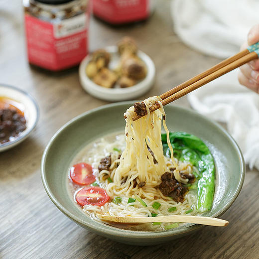 荆门 吃味无穷 松茸贝贝酱300g/瓶 商品图4