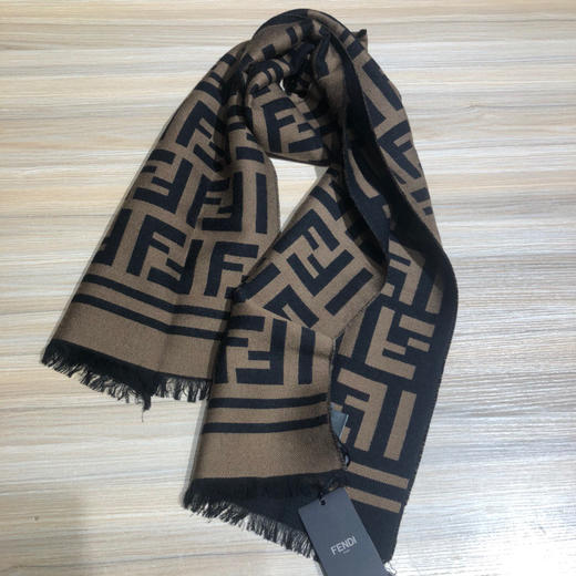 老花fd双面用羊毛围巾