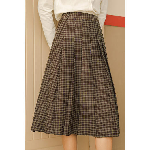 茵曼格子半身裙女2020年冬季新款高腰复古文艺百褶学生中长款裙子