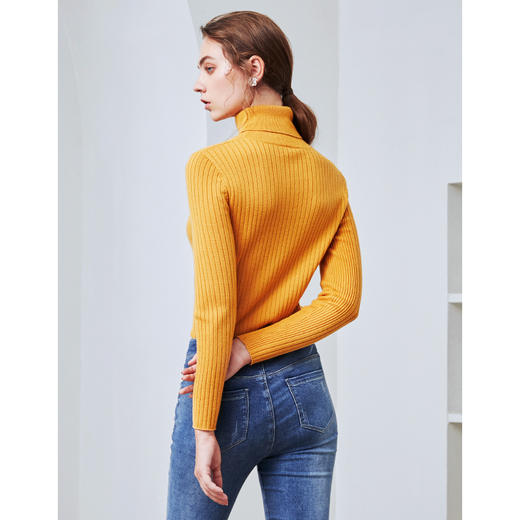 EITIE爱特爱秋季新款气质简约纯色百搭高领针织打底衫套头女6001705 商品图14