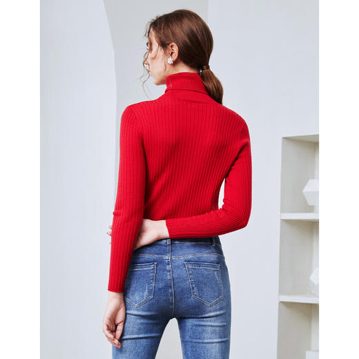 EITIE爱特爱秋季新款气质简约纯色百搭高领针织打底衫套头女6001705 商品图9