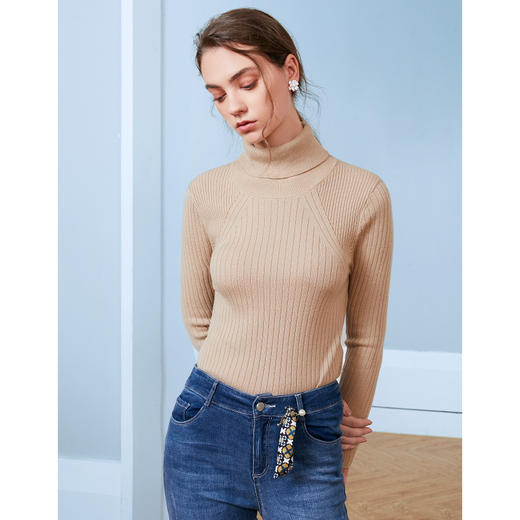 EITIE爱特爱秋季新款气质简约纯色百搭高领针织打底衫套头女6001705 商品图3